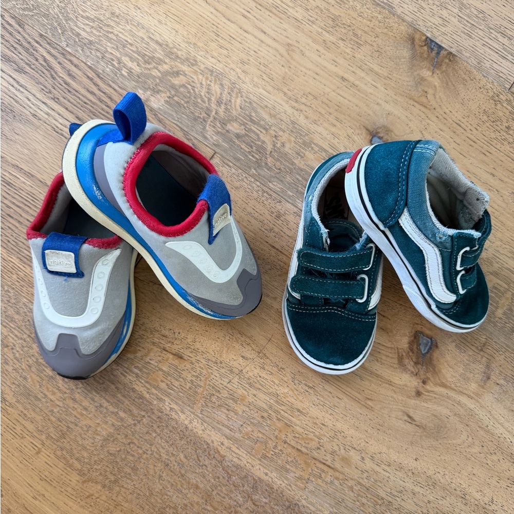 Toddler Shoe Bundle – Vans Velcro Sneakers (Size 9) + Native Slip-Ons (C8)